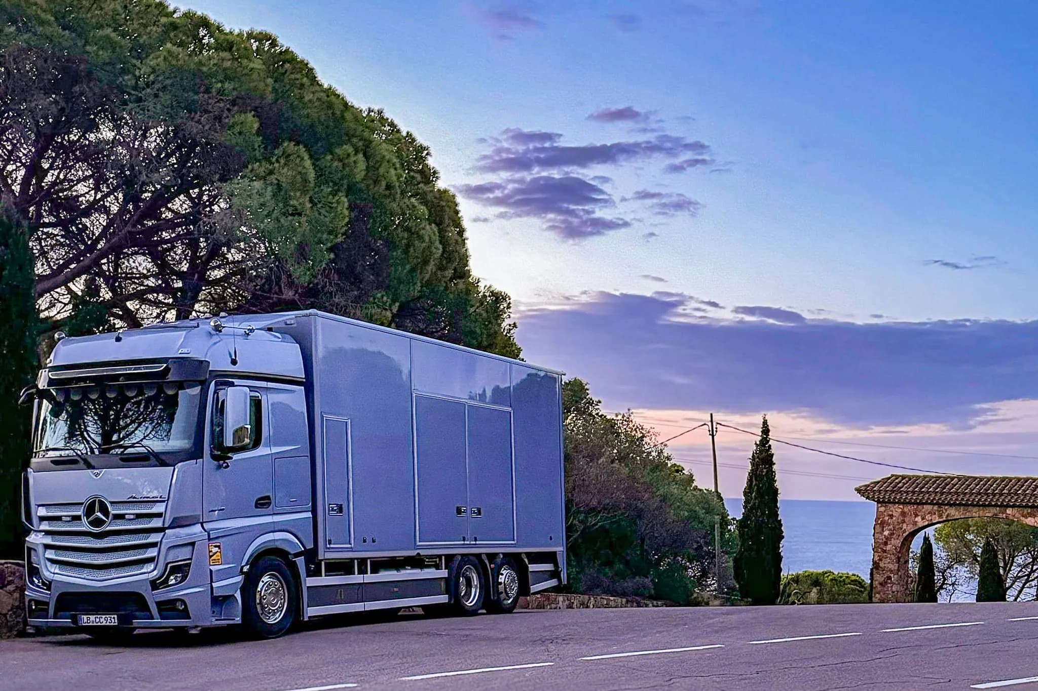 Geschlossener Fahrzeugtransport – Classic Car Service 2